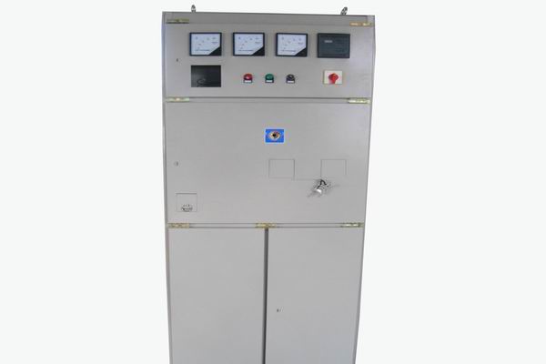 荔浦控制柜-使用3683控制柜前进行这些检查