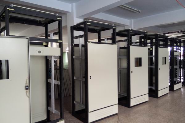 荔浦控制箱-控制箱的合理布置方法